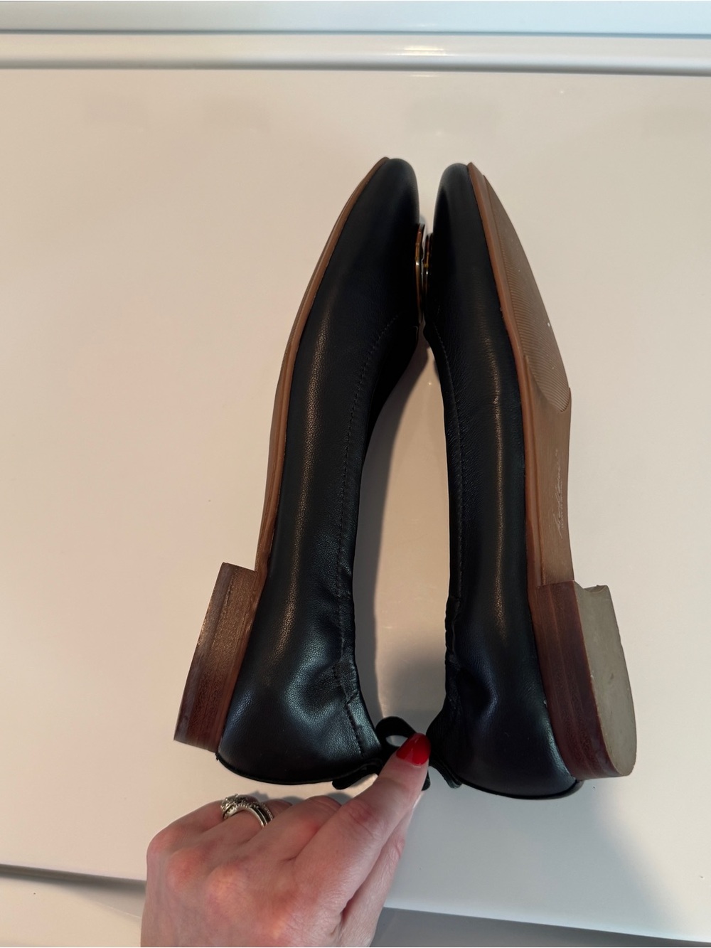 Trotters Gia Ornament Leather Ballet Flat
Black Womens 9M - Picture 3 of 11